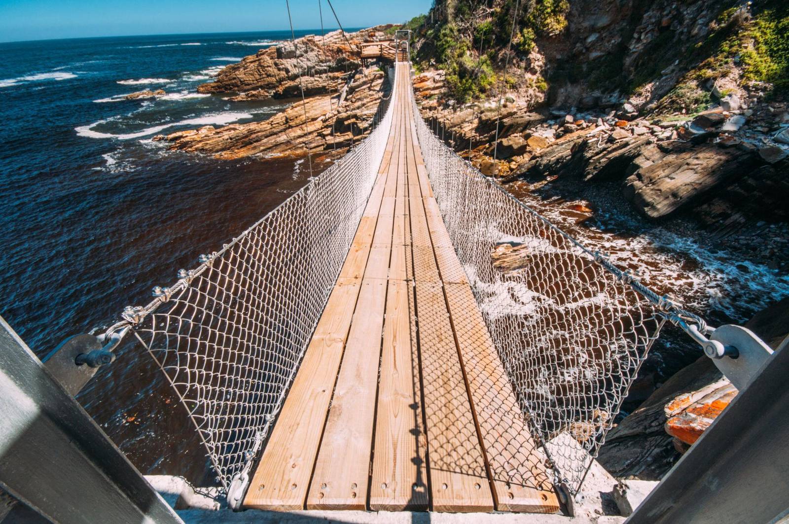tsitsikamma-puente-colgante-sudafrica Puente colgante de Tsitsikamma National Park en la Garden Route de Sudáfrica