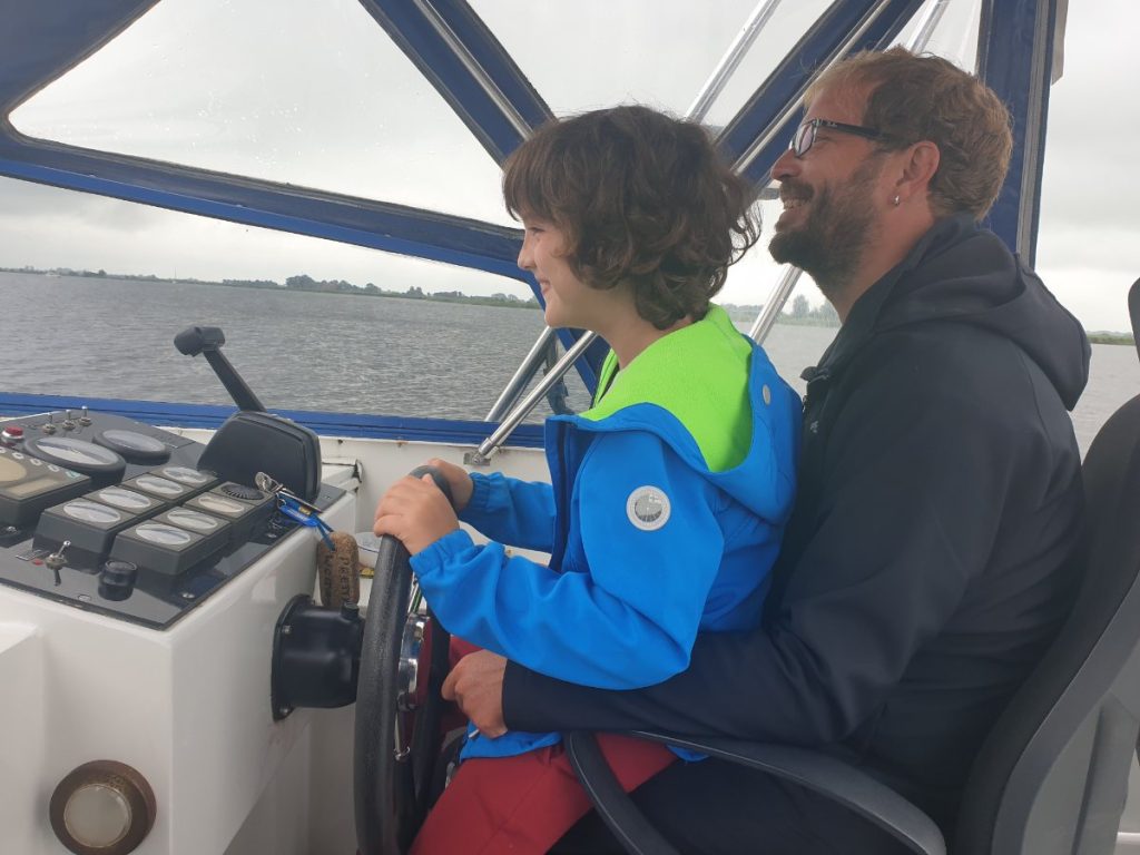 Navegando en barco sin licencia